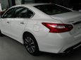 Nissan Teana 2.5SL 2017 - Bán Nissan Teana 2.5 SL trắng, xe nhập Mỹ, giảm giá 200tr, xe giao ngay