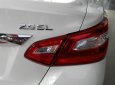 Nissan Teana 2.5SL 2017 - Bán Nissan Teana 2.5 SL trắng, xe nhập Mỹ, giảm giá 200tr, xe giao ngay