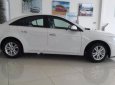 Chevrolet Cruze LT 1.6L 2017 - Bán Chevrolet Cruze LT 1.6L năm 2017, màu trắng 