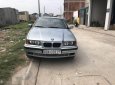 BMW 3 Series  320i  1998 - Bán ô tô BMW 3 Series 320i sản xuất 1998, màu bạc, giá chỉ 115 triệu