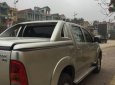 Toyota Hilux 3.0G  2010 - Bán gấp Toyota Hilux 3.0G đời 2010, màu bạc như mới