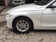 BMW 3 Series 320i 2013 - Bán BMW 3 Series 320i 2013, màu trắng, nhập, giá chỉ 920 triệu