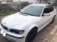 BMW 3 Series 318i 2005 - Cần bán gấp BMW 3 Series 318i sản xuất 2005, màu trắng, xe nhập, xe gia đình, giá tốt