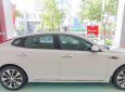 Kia Optima ATH 2017 - Bán Kia Optima 2.0 full option màu xanh và trắng, liên hệ để có giá tốt: 090 919 86 95