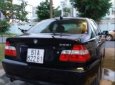 BMW 3 Series 325i 2005 - Cần bán xe BMW 3 Series 325i đời 2005, màu đen xe gia đình
