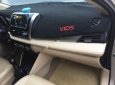 Toyota Vios 1.5E 2017 - Chính chủ bán Toyota Vios 1.5 đời 2017, màu vàng cát