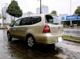 Nissan Grand livina 2011 - Cần bán lại xe Nissan Grand Livina đời 2011, màu ghi vàng