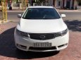 Kia Forte 2013 - Cần bán gấp Kia Forte sản xuất 2013, màu trắng, giá 462tr