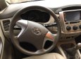 Toyota Innova 2.0E 2014 - Bán Toyota Innova 2.0E sản xuất năm 2014, màu bạc số sàn, giá 582tr