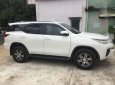 Toyota Fortuner 2017 - Cần bán lại xe Toyota Fortuner đời 2017, màu trắng số sàn