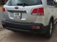 Kia Sorento GAT 2.4L 4WD 2013 - Bán ô tô Kia Sorento GAT 2.4L 4WD đời 2013, màu bạc