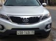 Kia Sorento GAT 2.4L 4WD 2013 - Bán ô tô Kia Sorento GAT 2.4L 4WD đời 2013, màu bạc