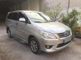 Toyota Innova V 2014 - Cần bán gấp Toyota Innova V đời 2014, màu bạc, giá chỉ 585 triệu