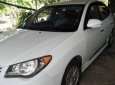 Hyundai Avante 2011 - Bán Hyundai Avante 2011, màu trắng, gia đình đang sử dụng