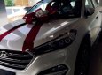 Hyundai Tucson 2018 - Cần bán xe Hyundai Tucson năm 2018, màu trắng