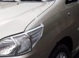 Toyota Innova 2.0E 2014 - Bán Toyota Innova 2.0E sản xuất 2014 xe gia đình, 610tr