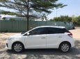 Toyota Yaris G 2015 - Bán xe Toyota Yaris G sản xuất 2015, màu trắng, xe nhập