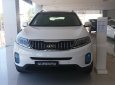 Kia Sorento AT 2018 - Kia Nha Trang bán ô tô Kia Sorento ATH năm sản xuất 2018, màu trắng, xe có sẵn giao ngay