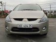 Mitsubishi Grandis   2.4 AT  2009 - Bán xe Mitsubishi Grandis 2.4 AT đời 2009, màu vàng  