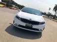 Kia Cerato 1.6AT 2017 - Bán xe Kia Cerato 1.6AT sản xuất năm 2017, màu trắng