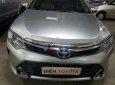 Toyota Camry 2.0E 2015 - Cần bán Toyota Camry 2.0E năm 2015, màu bạc