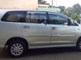 Toyota Innova 2013 - Cần bán lại xe Toyota Innova sản xuất 2013, màu bạc, giá tốt