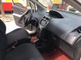 Toyota Yaris 1.3 2010 - Bán Toyota Yaris 1.3 năm sản xuất 2010, màu trắng, nhập khẩu nguyên chiếc, giá chỉ 430 triệu