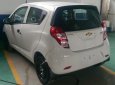 Chevrolet Spark LS 2018 - Bán xe Chevrolet Spark LS 2018, màu trắng giá cạnh tranh