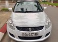 Suzuki Swift 2015 - Cần bán Suzuki Swift đời 2015, hai màu, xe nhập chính chủ