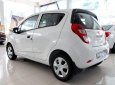 Chevrolet Spark LS 2018 - Bán xe Chevrolet Spark LS 2018, màu trắng giá cạnh tranh