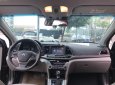 Hyundai Elantra 1.6AT 2017 - Bán Hyundai Elantra 1.6AT đời 2017, màu đen như mới