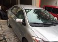 Toyota Vios E 2010 - Cần bán lại xe Toyota Vios E năm 2010, màu bạc số sàn