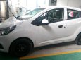 Chevrolet Spark LS 2018 - Bán xe Chevrolet Spark LS 2018, màu trắng giá cạnh tranh