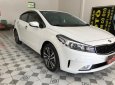 Kia Cerato Signature 1.6 AT 2017 - Bán xe Kia Cerato 1.6AT năm sản xuất 2017, màu trắng số tự động, giá chỉ 600 triệu