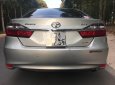 Toyota Camry 2016 - Bán xe Toyota Camry năm sản xuất 2016, màu bạc