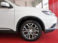 Mitsubishi Stavic CVT Premium 2018 - Khuyến mãi tháng 5 Mitsubishi Outlander 2.0 CVT Premium 1 cầu đời 2018, số tự động tại Đà Nẵng - L/H: 01215.537.547