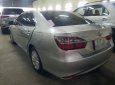 Toyota Camry 2.0E 2015 - Cần bán Toyota Camry 2.0E năm 2015, màu bạc