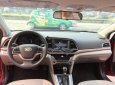 Hyundai Elantra 1.6AT 2017 - Bán xe Hyundai Elantra 1.6 AT đời 2017, màu đỏ
