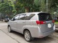 Toyota Innova 2.0 G 2016 - Cần bán lại xe Toyota Innova 2.0 G năm sản xuất 2016, màu bạc số tự động, giá tốt