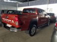 Toyota Hilux 3.0G 4x4 AT 2016 - Cần bán lại xe Toyota Hilux 3.0G sản xuất năm 2016, màu đỏ, nhập khẩu nguyên chiếc, 880tr