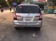 Toyota Innova 2.0E 2015 - Bán Toyota Innova 2.0E sản xuất 2015, màu bạc