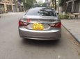 Hyundai Sonata 2010 - Bán Hyundai Sonata năm sản xuất 2010, màu bạc còn mới, giá 555tr