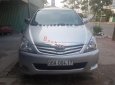 Toyota Innova G 2012 - Cần bán xe Toyota Innova G 2012, màu bạc xe gia đình giá cạnh tranh