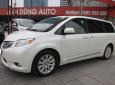 Toyota Sienna 2012 - Cần bán Toyota Sienna sản xuất 2012, màu trắng, nhập khẩu xe gia đình