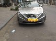 Hyundai Sonata 2010 - Bán Hyundai Sonata năm sản xuất 2010, màu bạc còn mới, giá 555tr