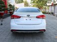 Kia Cerato 1.6 AT 2018 - Cần bán xe Kia Cerato 1.6 AT đời 2018, màu trắng, nhập khẩu nguyên chiếc, giá chỉ 589 triệu