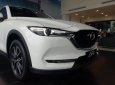 Mazda CX 5 2018 - Mazda Bình Tân cần bán xe CX-5 2.5L 2WD 2018 màu trắng, hỗ trợ vay 90%, xe giao ngay. Lh 0869919151 gặp Phúc Thịnh