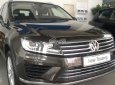 Volkswagen Touareg 2016 - Dòng SUV nhập Đức Volkswagen Touareg 3.6l, màu vàng cát. Cam kết giá tốt- Thu Hương: 0902.608.293