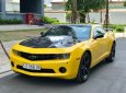 Chevrolet Camaro 2011 - Cần bán gấp Chevrolet Camaro sản xuất 2011, màu vàng, xe nhập