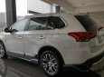 Mitsubishi Outlander 2018 - Bán Mitsubishi Outlander năm 2018, màu trắng